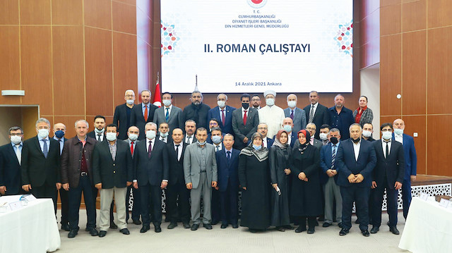 Diyanet İşleri Başkanı Ali Erbaş, Roman sivil toplum kuruluşlarının katılımıyla düzenlenen 2. Roman Çalıştayı’nda konuştu. 
