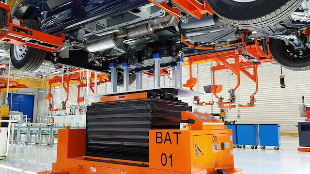 Türkiye'nin ilk otomobil batarya fabrikası kuruluyor