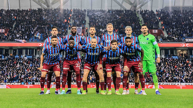 Trabzonspor ligde 42 puanla zirvede yer alıyor.