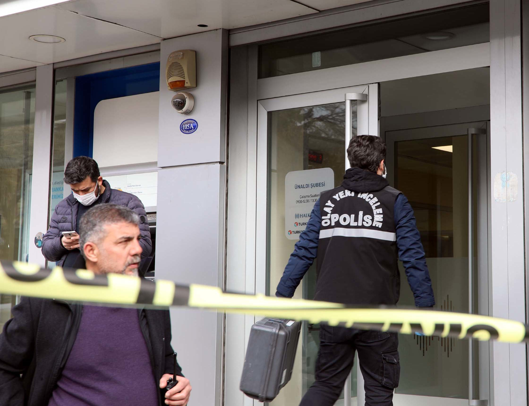 Gaziantep'te Silahlı banka soygunu girişimi.