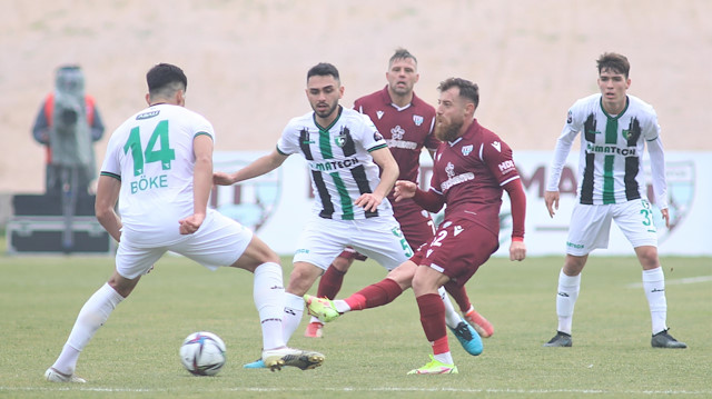 Bandırmaspor-Denizlispor karşılaşmasından bir kare