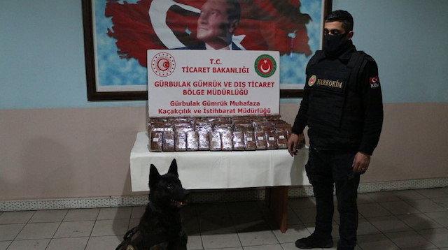 70 paket halinde 62 kilo 154 gram eroin ele geçirildi.