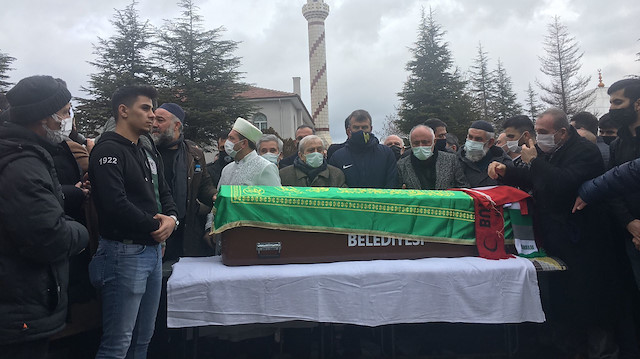 Ahmet Çalık'ın cenaze namazında sevenleri gözyaşı döktü.