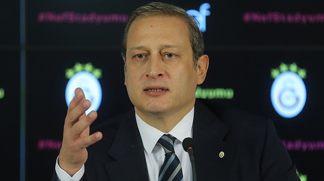 Galatasaray Başkanı Burak Elmas yeni teknik direktörlerini açıkladı