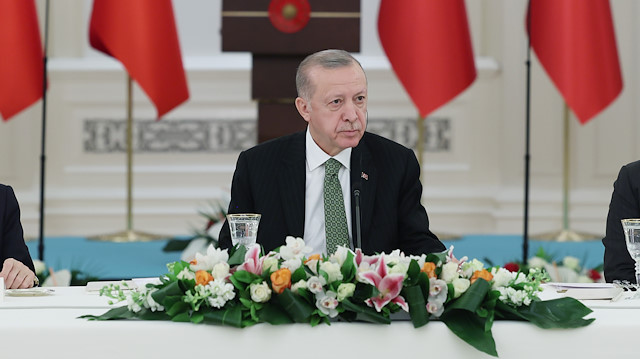 Cumhurbaşkanı Erdoğan'dan kritik toplantıda önemli açıklamalar: 'AB körü körüne Rumların sözcülüğünü yapıyor'