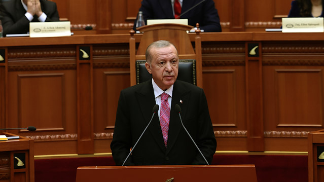Cumhurbaşkanı Erdoğan Arnavutluk Meclisi'ne hitap etti: Balkanlar'da kalıcı barışın tesisi Türk dış politikasının öncelikleri arasındadır