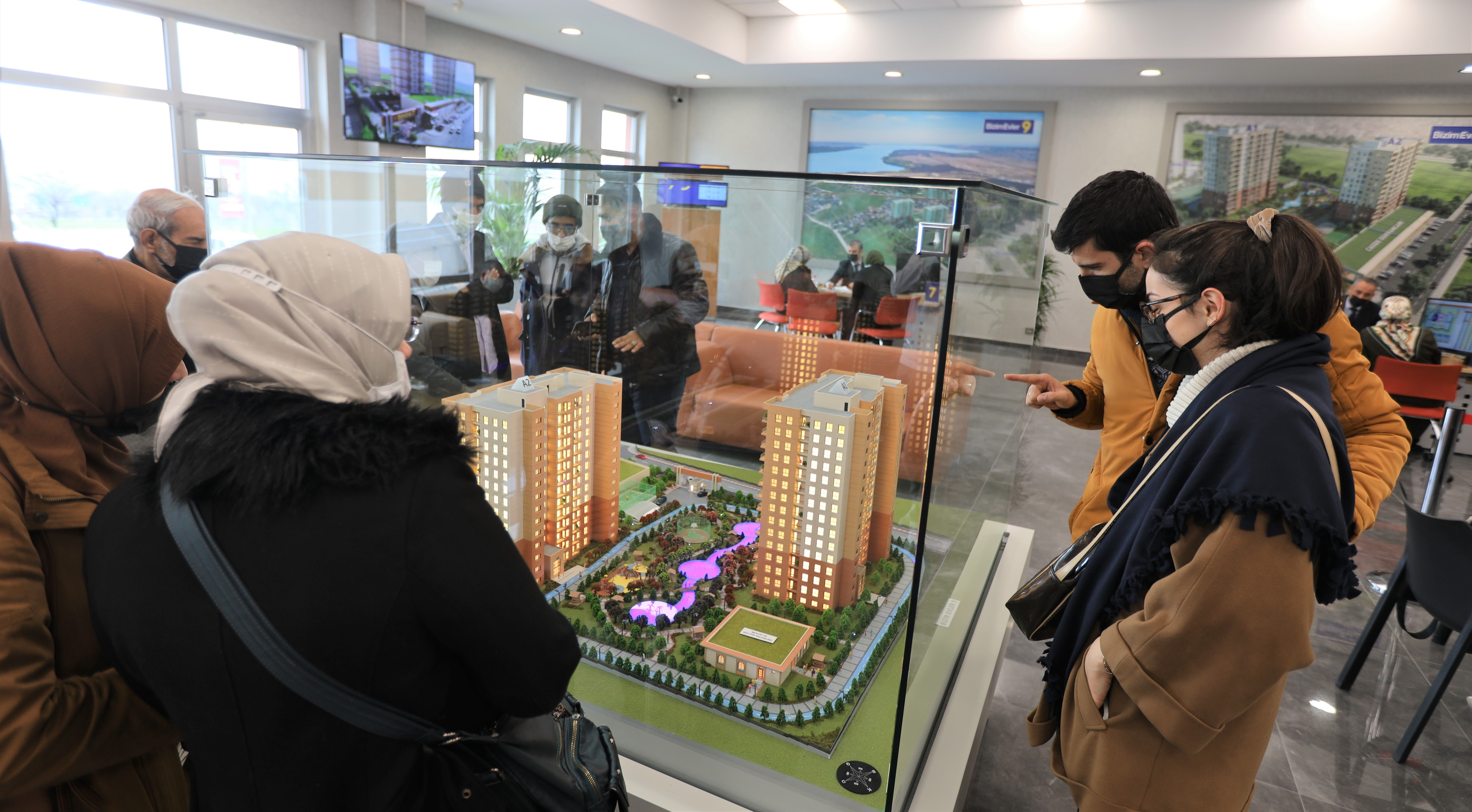 İhlas'ın merakla beklenen projelerine yoğun ilgi.