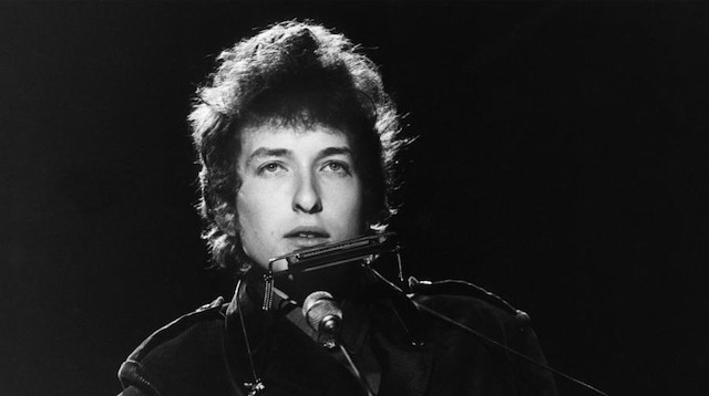 Dünyadaki en ünlü kağızmanlı muhalif: Bob Dylan