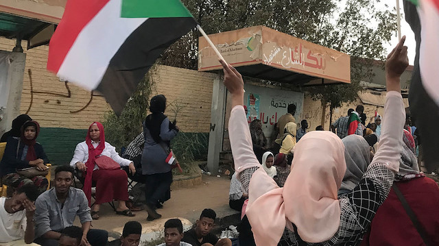 الأمم المتحدة تدين "استخدام الذخيرة الحية" ضد متظاهري السودان‎‎