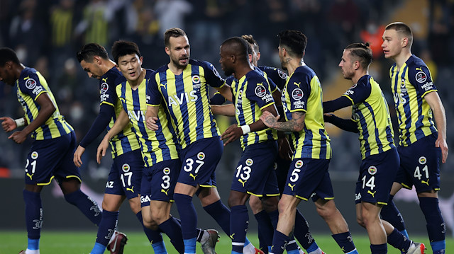 Dünyanın en zengin kulübü, Fenerbahçeli yıldızın peşinde