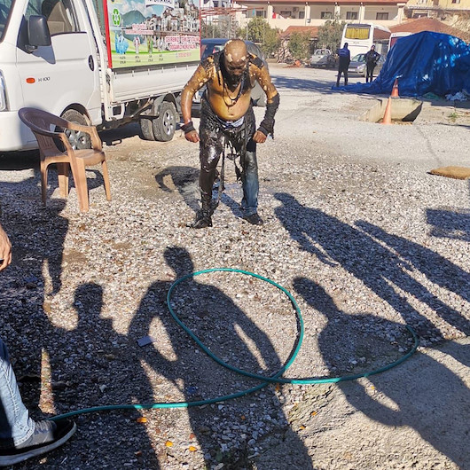 Zabıta ekipleriyle tartıştı, kendisini ateşe verdi: Seyyar kömürcü hayatını kaybetti