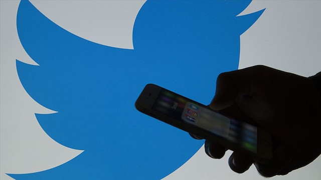 Fransa'da iki kullanıcının bilgisini vermeyen Twitter yargılanıyor