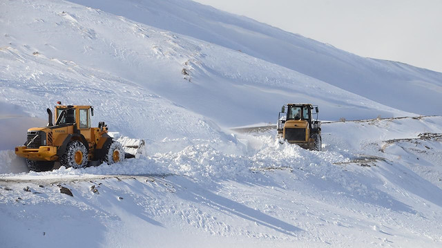 Türkiye'de kar etkisi: Ulaşım aksadı, kazalar yaşandı