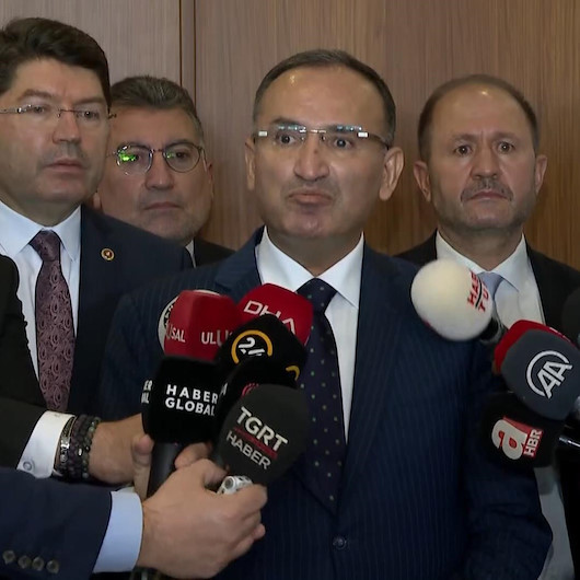 Bekir Bozdağdan HDPli Semra Güzelin dokunulmazlık dosyası hakkında açıklama: Bir buçuk iki ay içerisinde komisyon çalışmalarını tamamlayacak