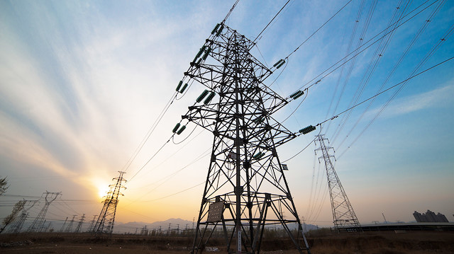 Enerji Bakanlığı: Sanayi tesislerinin elektrik tüketiminde de kısıtlamaya gidilecek