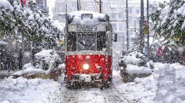 Meteoroloji uyardı: İstanbul dahil birçok ile günlerce kar yağacak