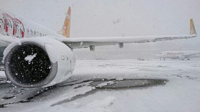 Sabiha Gökçen Havalimanı'nda kar kısıtlaması