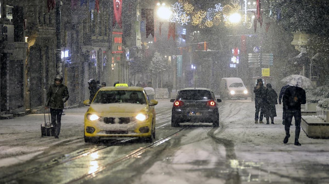 İstanbul Valiliği alarma geçti: Motokuryeler trafiğe çıkmayacak, üniversiteler tatil