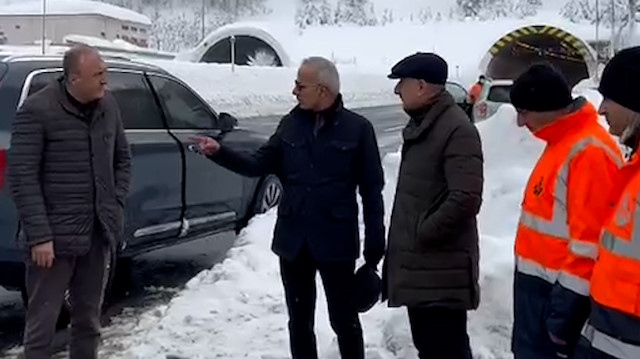 Bakan Karaismailoğlu yolların durumunu bizzat yerinde inceledi