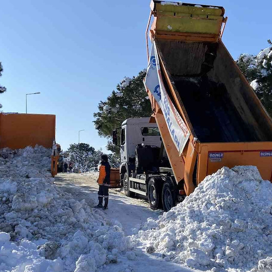 Alibey Barajına kamyonlarla kar taşınıyor: Su seviyesi yüzde 34e çıktı