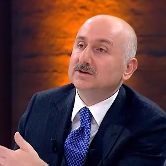 Adil Karaismailoğlundan İBBnin engelleniyoruz iddialarına yanıt: Oynamaya niyetin yok yerim dar diyorsun!