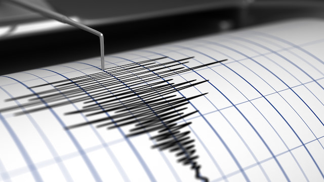 Antalya'da 4.3 büyüklüğünde deprem oldu. 