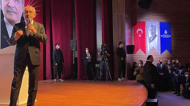 Kılıçdaroğlu, CHP Esenler İlçe Başkanlığı Üye Katılım Töreni'nde konuştu.
