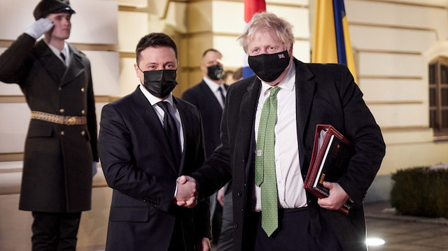 Ukrayna'da diplomasi trafiği: Morawiecki'nin ardından Johnson da Zelenskiy ile görüştü