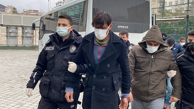 Şüpheliler, geniş güvenlik önlemleri altında adliyeye sevk edildi.