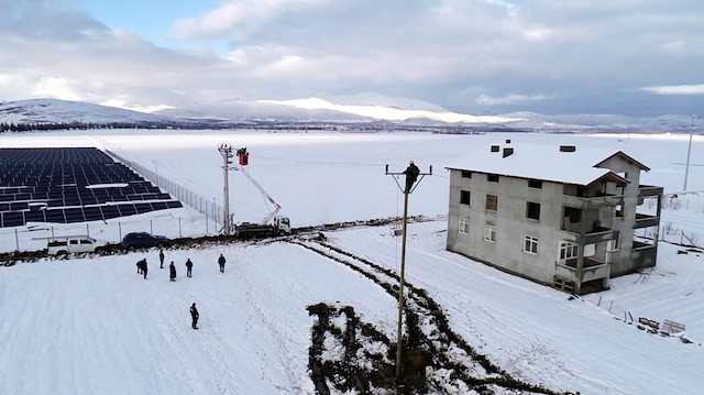 Isparta'yı kar vurdu: 16 bin hane 2 gündür elektriksiz