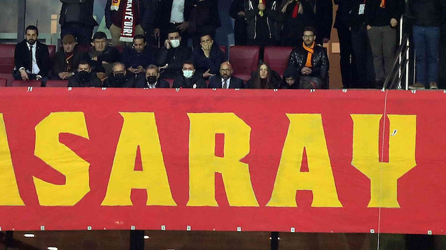 Galatasaray Başkan Danışmanı Luis Campos önceki günlerde İstanbul'a gelmiş ve Kasımpaşa ile Trabzonspor maçlarını takip etmişti.