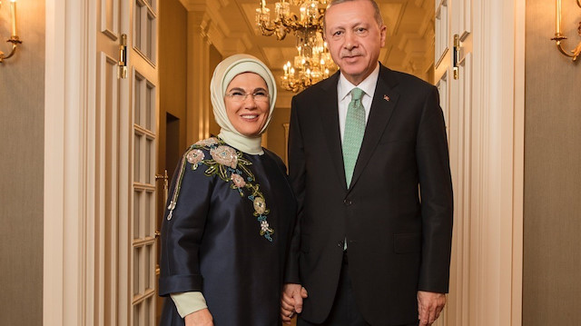 Cumhurbaşkanı Erdoğan ve eşi Emine Erdoğan koronavirüse yakalanmıştı. 