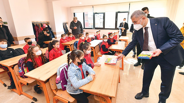 Dilaver Cebeci İlkokulu’nun yeni hizmet binası hizmete girdi.