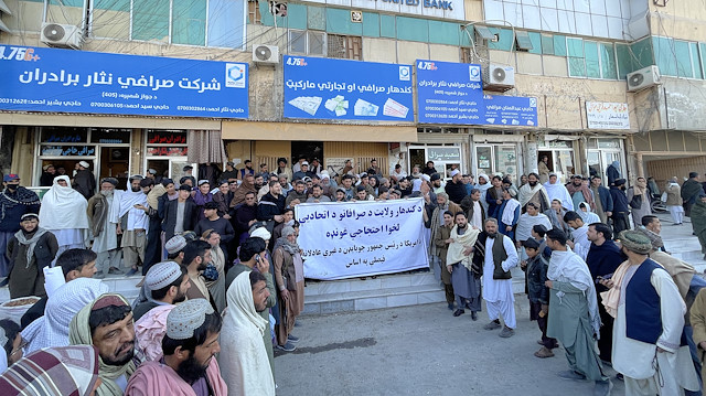 Afgan halkı ABD Başkanı Biden'ı protesto etti