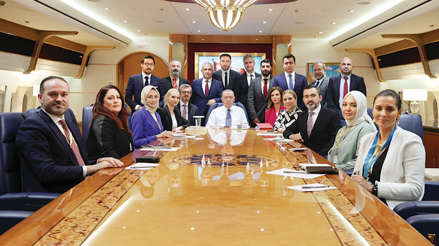 Cumhurbaşkanı Erdoğan, BAE ziyareti dönüşünde 
uçakta gazetecilerin sorularını cevapladı.