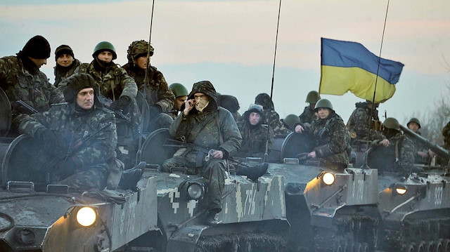 Ukrayna'da patlama sesleri: Bir Ukraynalı asker öldü