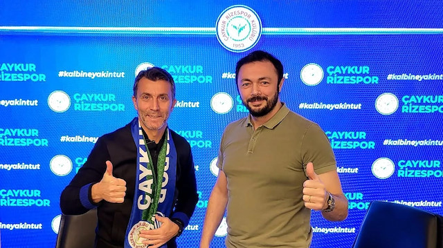 Bülent Korkmaz Çaykur Rizespor ile 1.5 yıllık sözleşme imzaladı