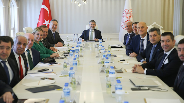 TİM Başkanı İsmail Gülle ve yönetimi Hazine ve Maliye Bakanı Nureddin Nebati’yi ziyaret etti