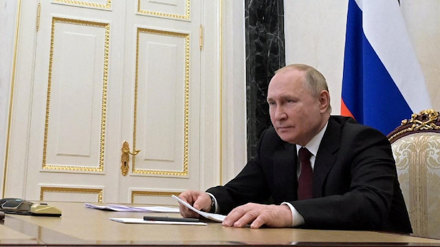 Gerilim had safhada: Putin Donetsk ve Luhansk'ı tanıdı