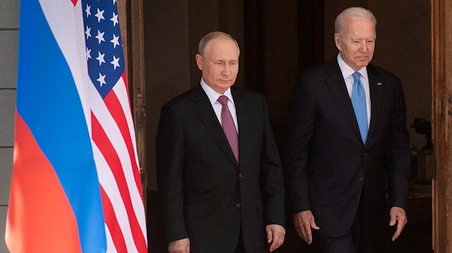 Putin ve Biden 