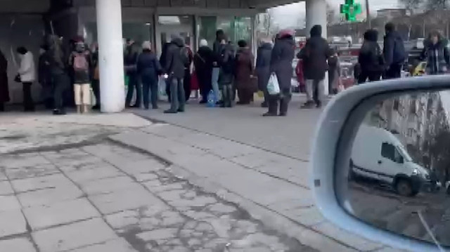 Ukrayna'nın Lviv kentinde halk büyük panik yaşadı. 

