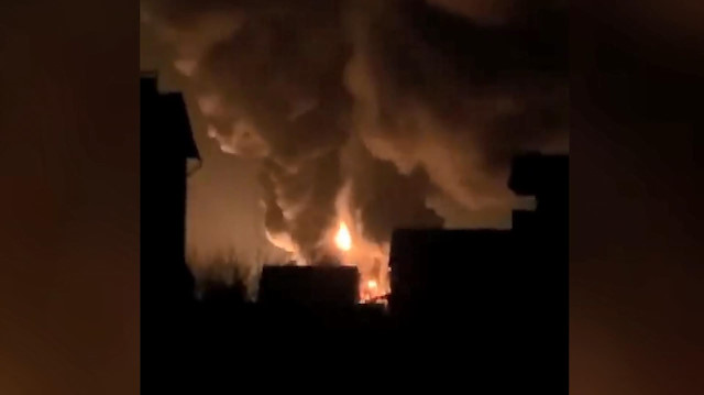 Rusya, Kiev bölgesinde petrol terminalini vurdu