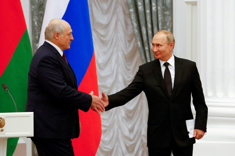 Lukaşenko ve Putin.