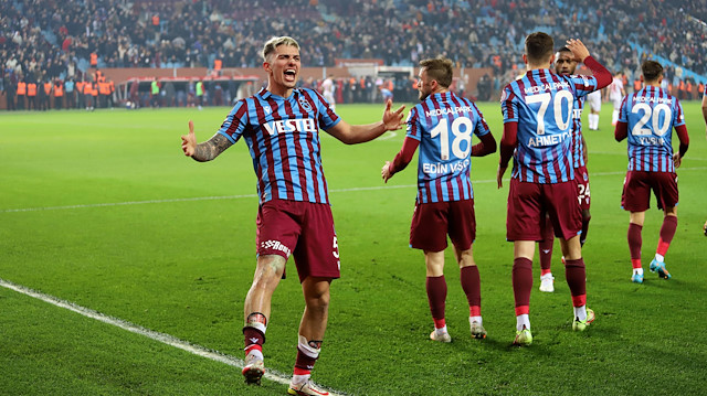 Trabzonspor 66 puanla ligin zirvesinde