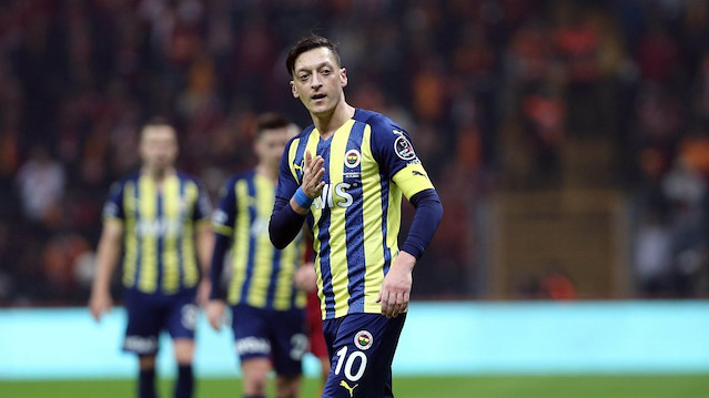 Mesut Özil bu sezon 23 maçta, 8 gol ve 2 asistle oynadı.