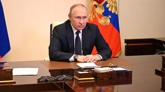 Rusya Devlet Başkanı Vladimir Putin 15 yıl hapis cezasını onayladı.

