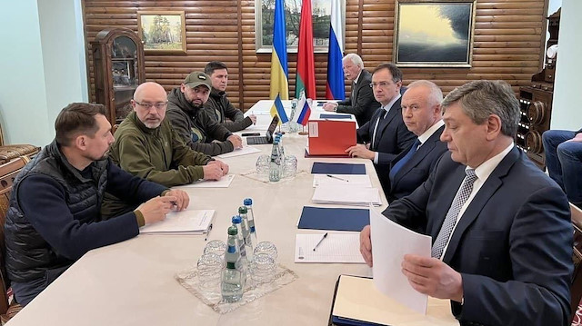  ​Rusya ve Ukrayna heyetleri Belarus'ta: Müzakerelerde üçüncü tur