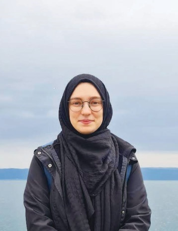 Elif Demirhaş