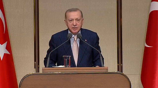 Türkiye'nin ayçiçek yağı sorunu olmadığını kaydeden Erdoğan: 'Stokçuları ihbar edin gerekeni yapacağız'