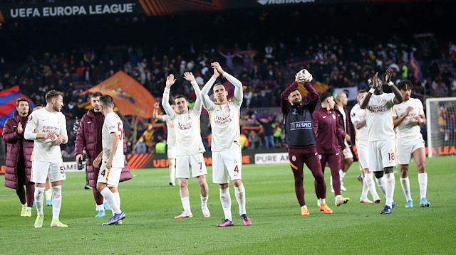 Galatasaray Barcelona maçında tarihe geçti